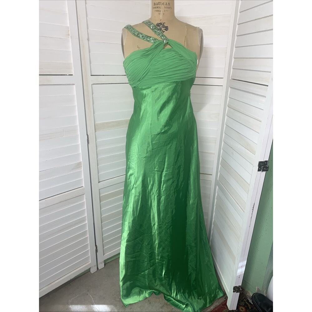 Hailey Logan by Adrianna Papell Green Fluid Satin Long Maxi Dress Gown Prom 5/6